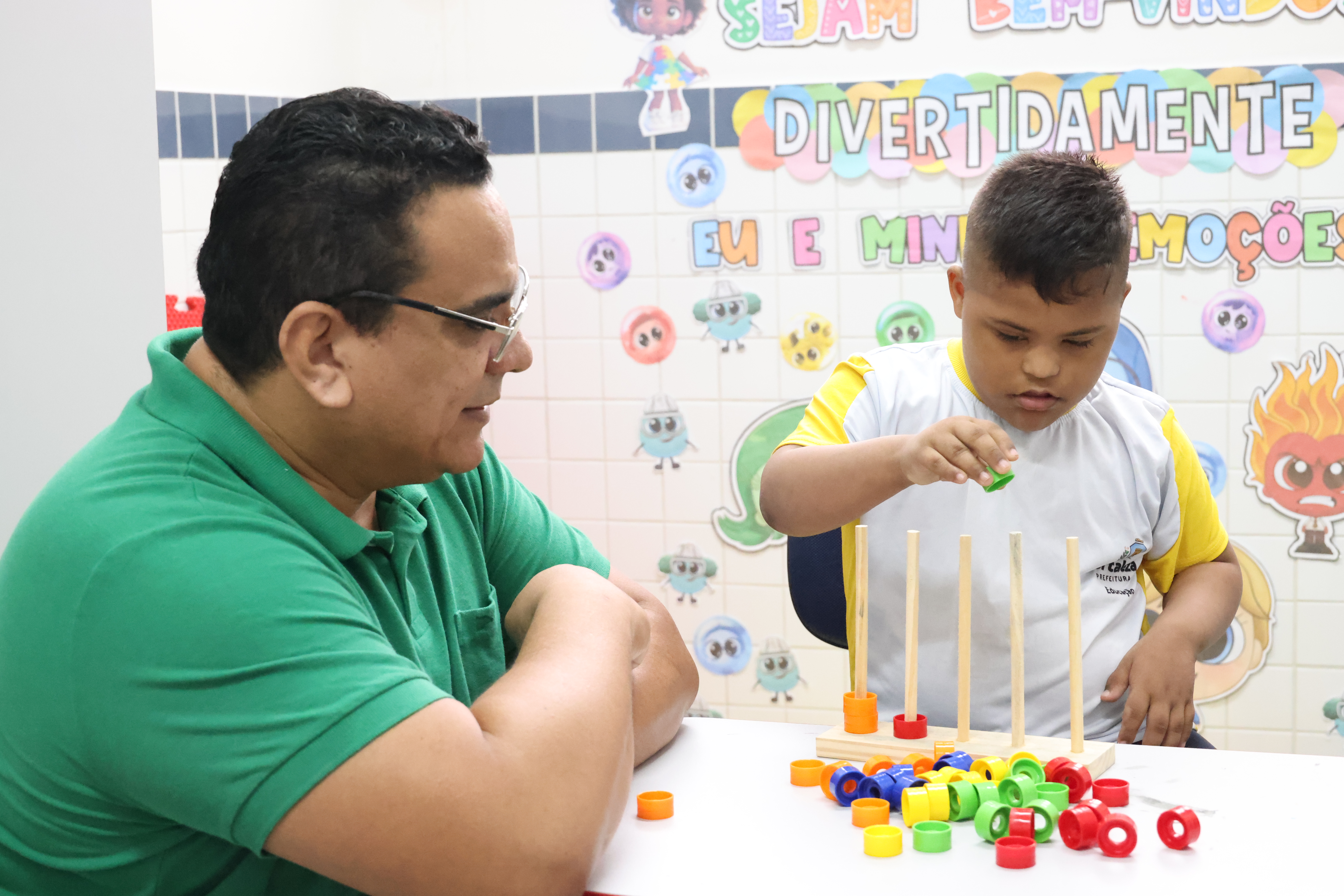  Luiz Henrique brincando